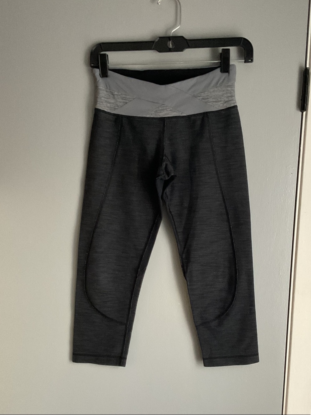 lululemon athletica ' Charcoal Capri Leggings with Light Gray Waistband